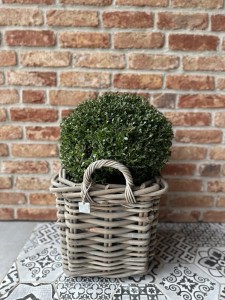 Kwadratowy kosz z grubego ratanu z uchwytami 35x35x35