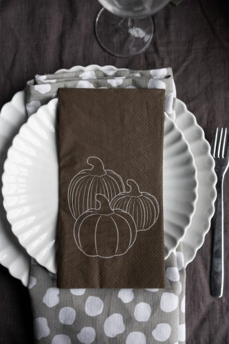 Papierowe serwetki Pumpor Storefactory  brązowe