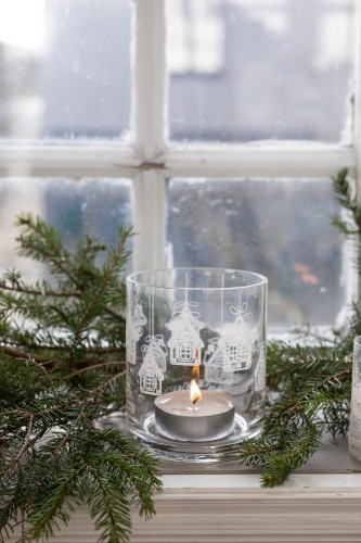 Świecznik Husvik - Large T-light Holder  Storefactory     