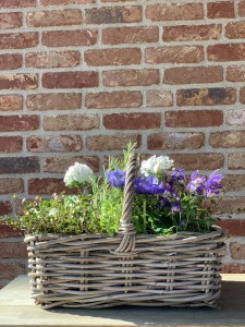 Kosz rattanowy z uchwytem 40x28 