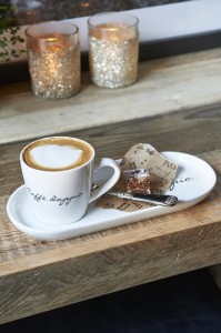 Filiżanka do kawy ze spodkiem Caffe Doppio Riviera Maison 